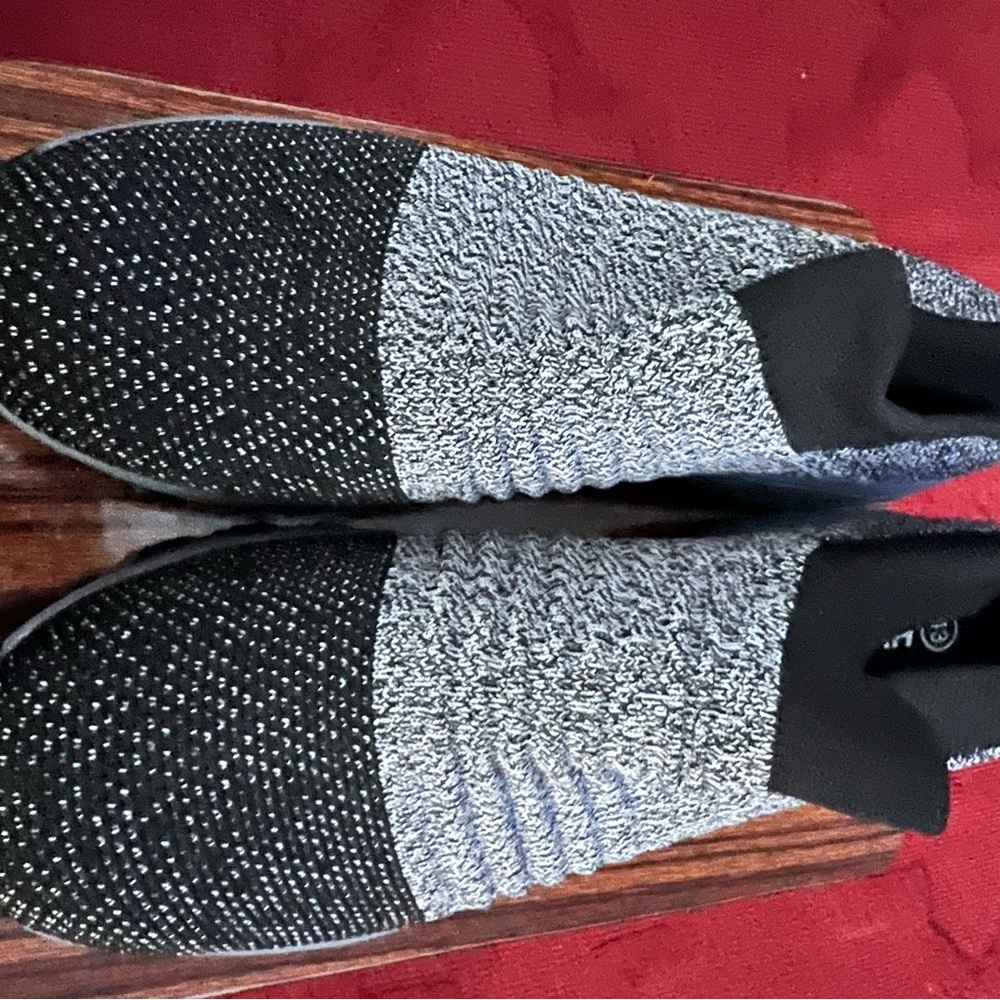 Women’s shoes